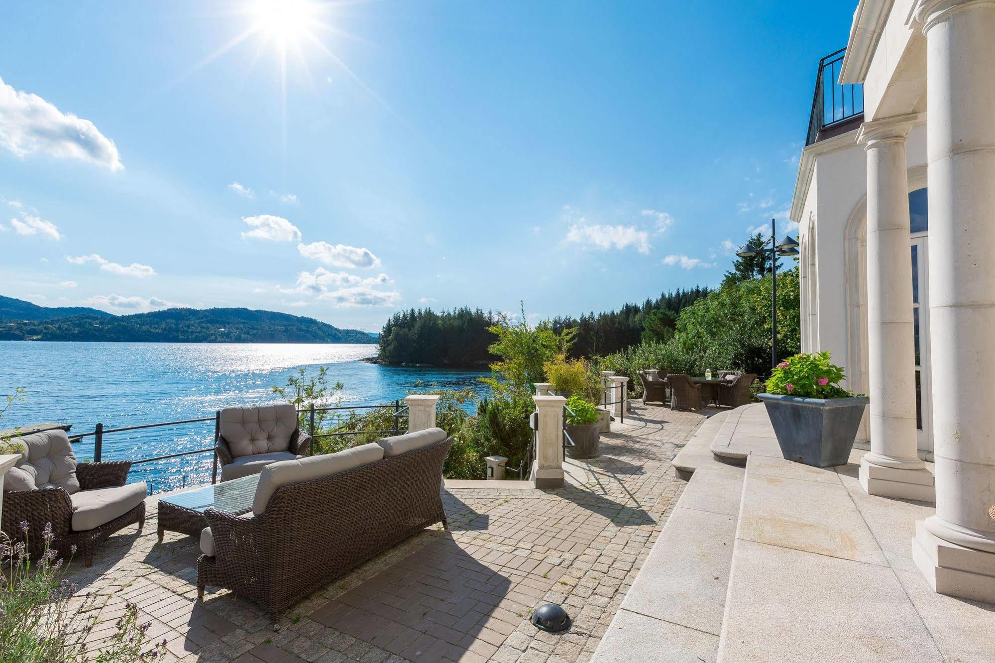 Villa Charlotte Μπέργκεν Εξωτερικό φωτογραφία